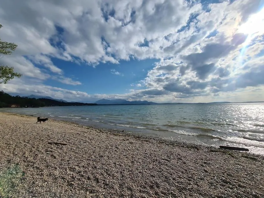 Holiday home Ferienhaus Bergblick 170Qm Nur 5 Min Zum Chiemsee Ubersee